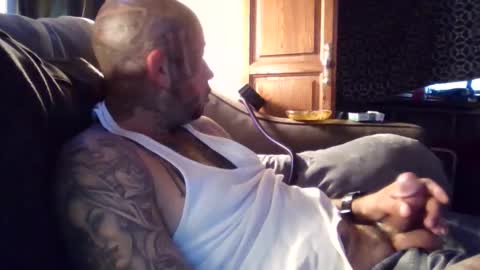 Snapshot of d0pedik chatting on October 19, 8:34 pm d0pedik online show from October 19, 8:34 pm