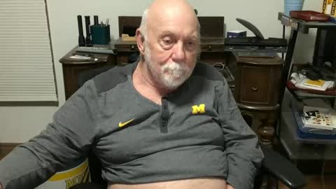 Snapshot of dack47 chatting on February 28, 5:04 am dack47 online show from February 28, 5:04 am