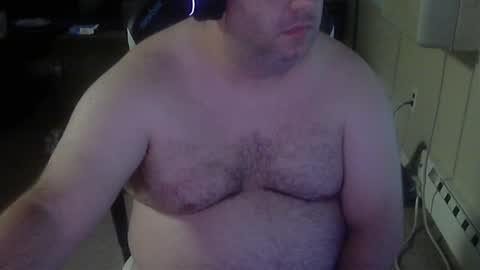 Snapshot of daddybody4u chatting on September 18, 7:05 pm daddybody4u online show from September 18, 7:05 pm