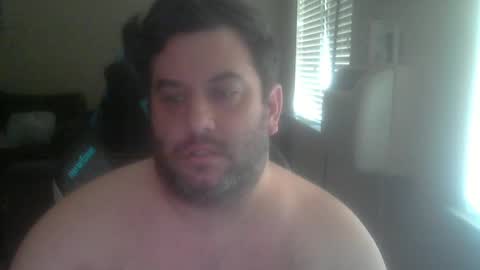 Snapshot of daddybody4u chatting on February 24, 6:58 pm daddybody4u online show from February 24, 6:58 pm