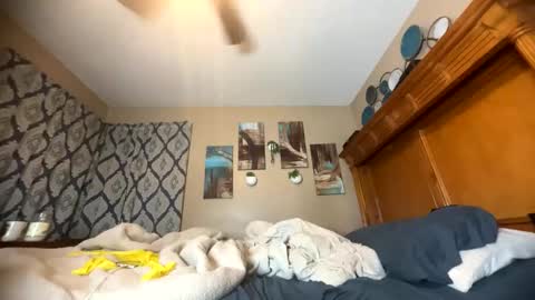 sexy tatted king bbc online show from April 26, 5:16 am