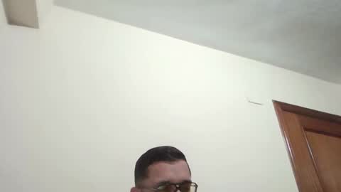 dale_guaya online show from February 15, 7:44 pm