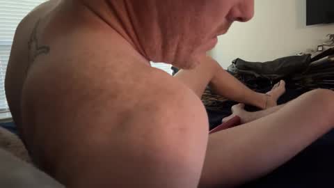 Snapshot of dallasjmg chatting on January 7, 6:14 pm dallasjmg online show from January 7, 6:14 pm