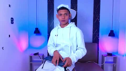 damar_felipe online show from September 20, 5:29 am