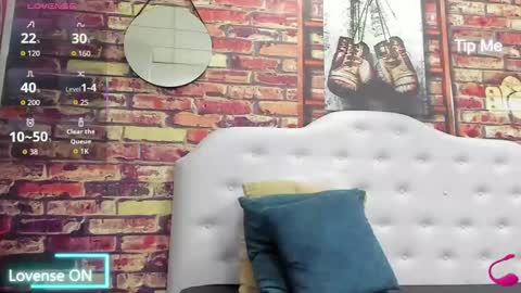 damian_shakur online show from February 3, 12:10 pm