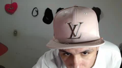 damiansexyboy69 online show from November 23, 3:50 am