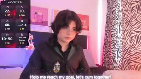 Damien online show from October 6, 5:39 pm