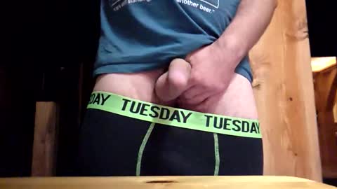 Snapshot of dan980035 chatting on October 25, 3:08 am dan980035 online show from October 25, 3:08 am