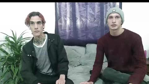 Snapshot of dan_yagami chatting on December 30, 8:36 pm Dan and Noah online show from December 30, 8:36 pm