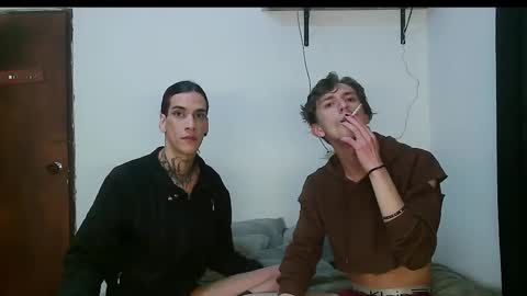 Snapshot of dan_yagami chatting on February 24, 3:12 am Dan and Noah online show from February 24, 3:12 am