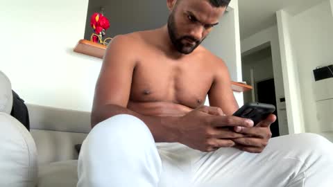 daniekc201416 online show from February 18, 8:37 pm