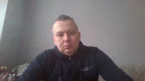 Snapshot of daniel0028 chatting on December 18, 11:34 am dan online show from December 18, 11:34 am