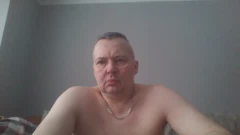 Snapshot of daniel0028 chatting on January 12, 12:23 pm dan online show from January 12, 12:23 pm