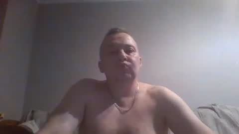 Snapshot of daniel0028 chatting on December 8, 2:49 am dan online show from December 8, 2:49 am