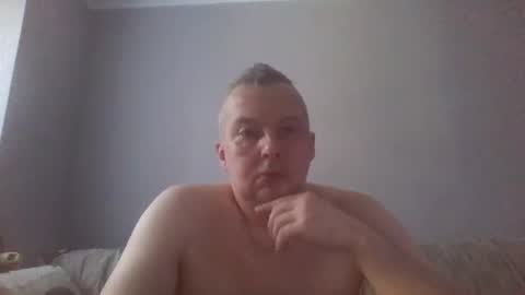 Snapshot of daniel0028 chatting on September 21, 12:05 pm dan online show from September 21, 12:05 pm