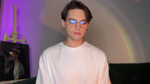 danieltuckerr online show from December 5, 11:34 pm