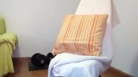 daniroca8 online show from December 15, 4:26 pm