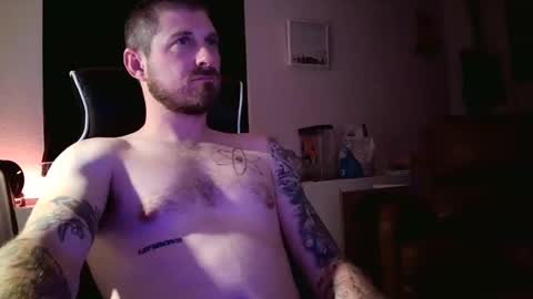 dante_cross_x89 online show from November 3, 7:23 am