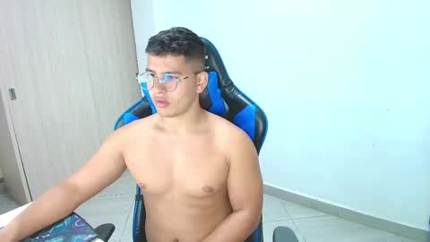 Dantraxx online show from February 7, 12:17 pm