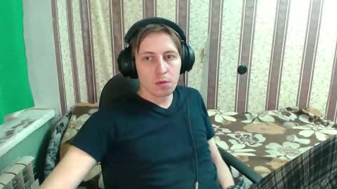 darienlarge online show from November 16, 5:37 pm