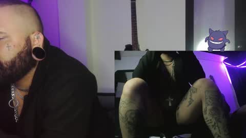 darkclothes online show from December 31, 6:59 am