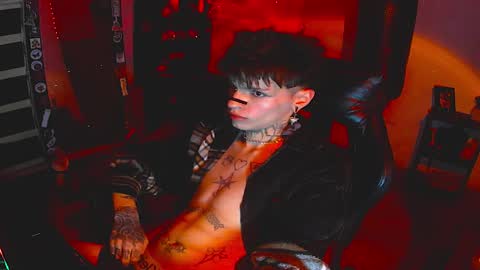   online show from November 7, 7:23 am