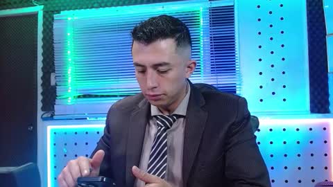 DARKO0717 online show from February 20, 11:56 am