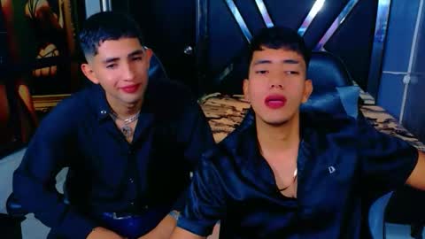 darwinandbrayan online show from November 23, 3:06 am