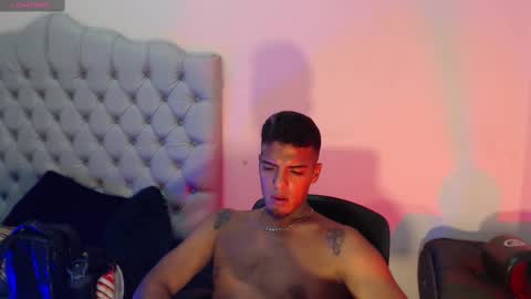 david_bandercock online show from November 12, 5:13 am