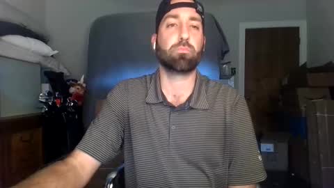 Snapshot of davidboner85 chatting on October 1, 3:27 pm DavidBoner85 online show from October 1, 3:27 pm