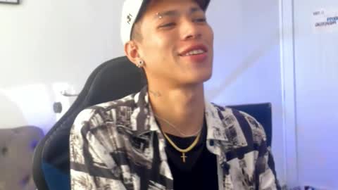 Daxon online show from February 20, 5:04 pm