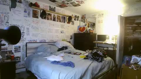 dbeamon92 online show from March 1, 9:58 pm