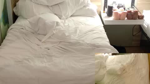 DCrush online show from February 18, 3:15 am