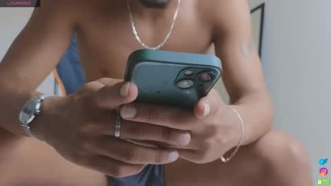 deen_salvatore online show from November 4, 6:31 pm