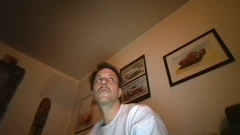 Snapshot of degrandis chatting on February 16, 11:16 pm Luka Magic online show from February 16, 11:16 pm