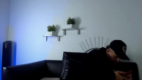  DEIVY  online show from November 26, 5:54 am