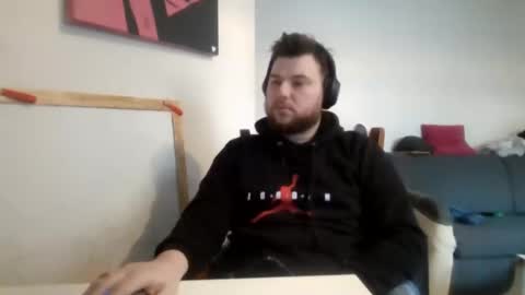 dekumate online show from February 11, 11:43 am