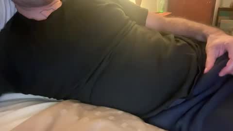 deliveryguy222 online show from April 20, 11:40 pm