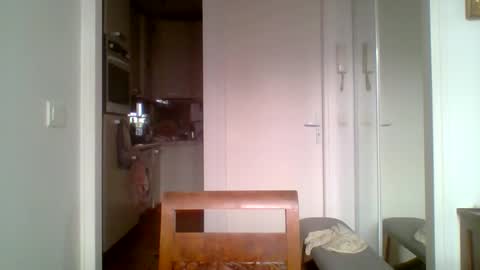 demundu online show from November 17, 1:14 pm