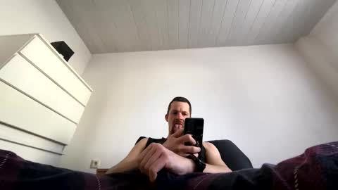 denis19872 online show from February 27, 9:32 am