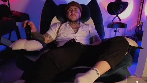 Oliver online show from January 14, 3:11 am