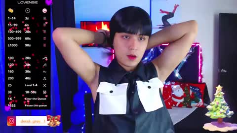 Derek independent online show from December 6, 11:36 pm