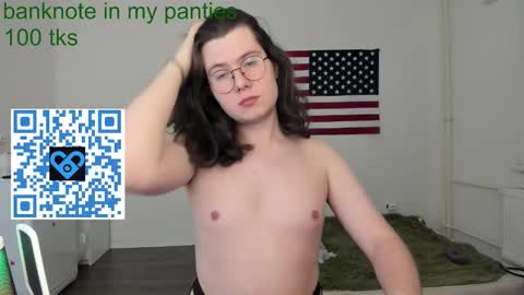 Derek online show from November 16, 3:36 pm