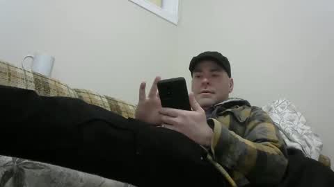 Snapshot of derf007 chatting on March 2, 11:09 am derf007 online show from March 2, 11:09 am