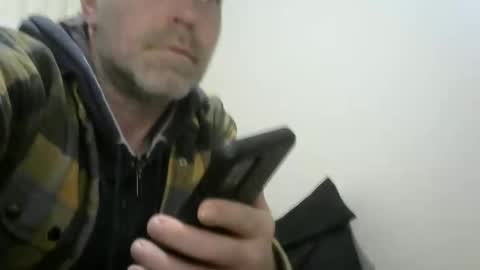 Snapshot of derf007 chatting on January 22, 11:45 am derf007 online show from January 22, 11:45 am