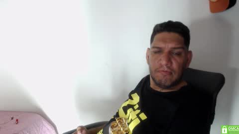 Designturbate online show from November 15, 12:01 am