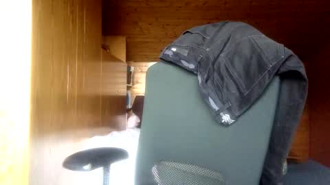 Snapshot of devil_dark_berlin chatting on December 21, 12:27 pm ooo  Devil Dark  ooo online show from December 21, 12:27 pm