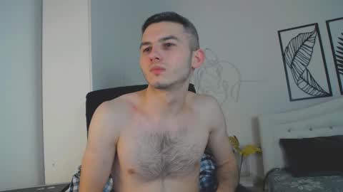 devin_ho online show from February 12, 5:58 am