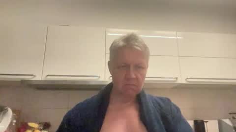 Devon online show from February 18, 1:15 am