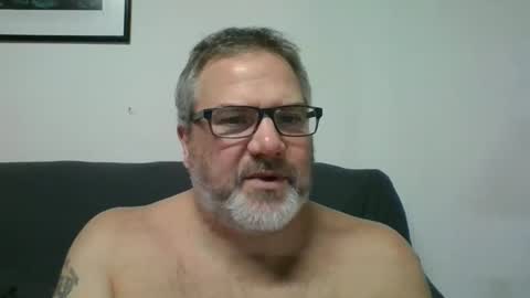 Snapshot of diamond_couple_82 chatting on March 5, 5:18 am diamond_couple_82 online show from March 5, 5:18 am